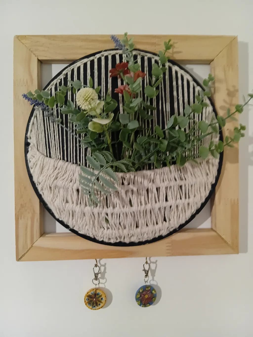 Framed Greenery Pocket