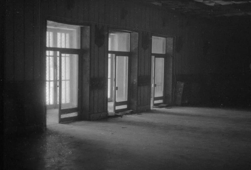 Empty Thresholds