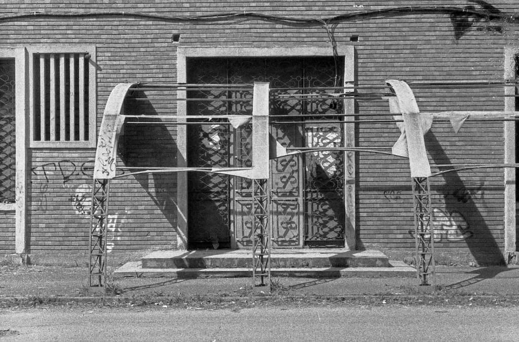 Doorframe Shadows