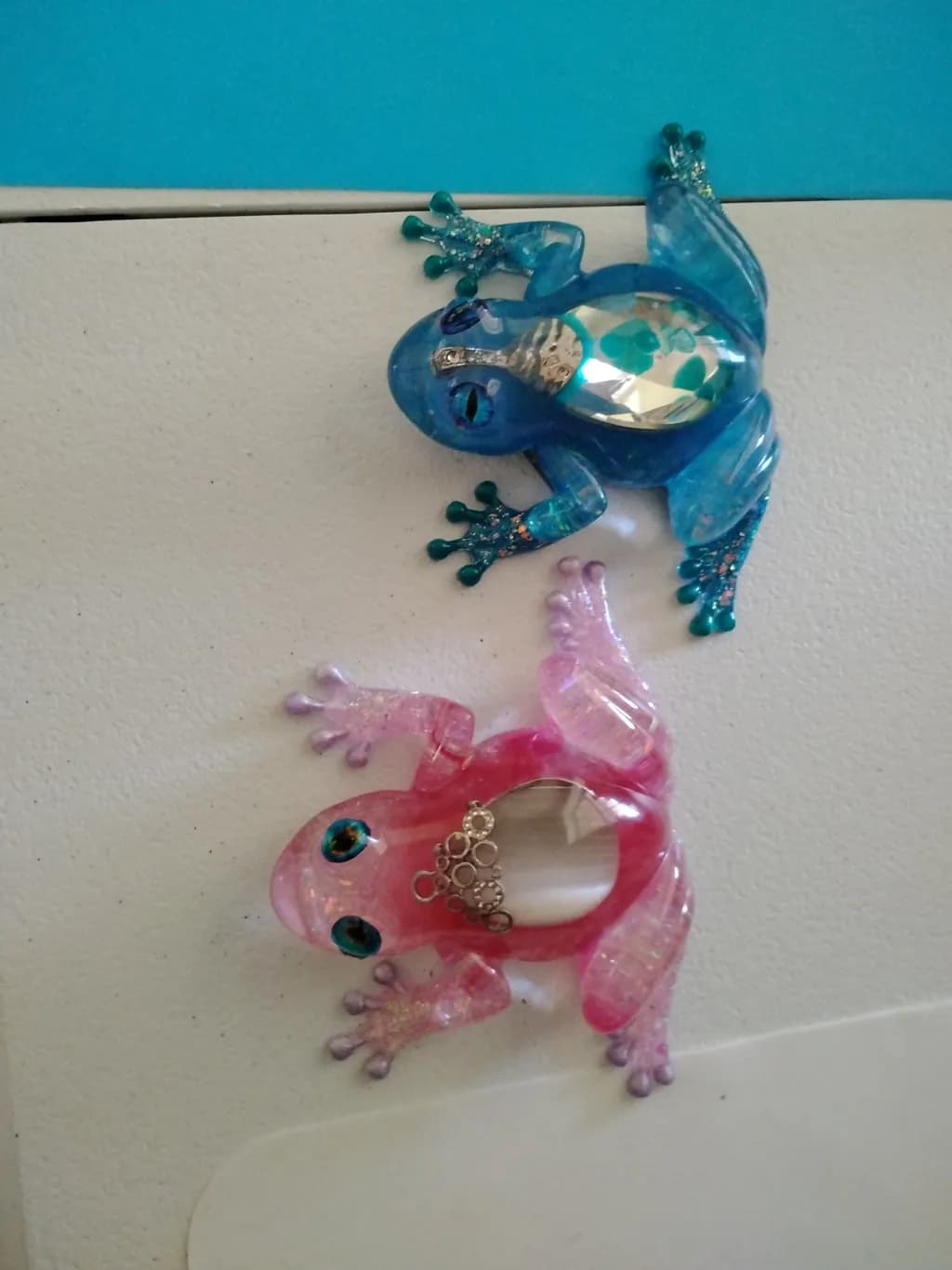 Crystal Frogs Duo