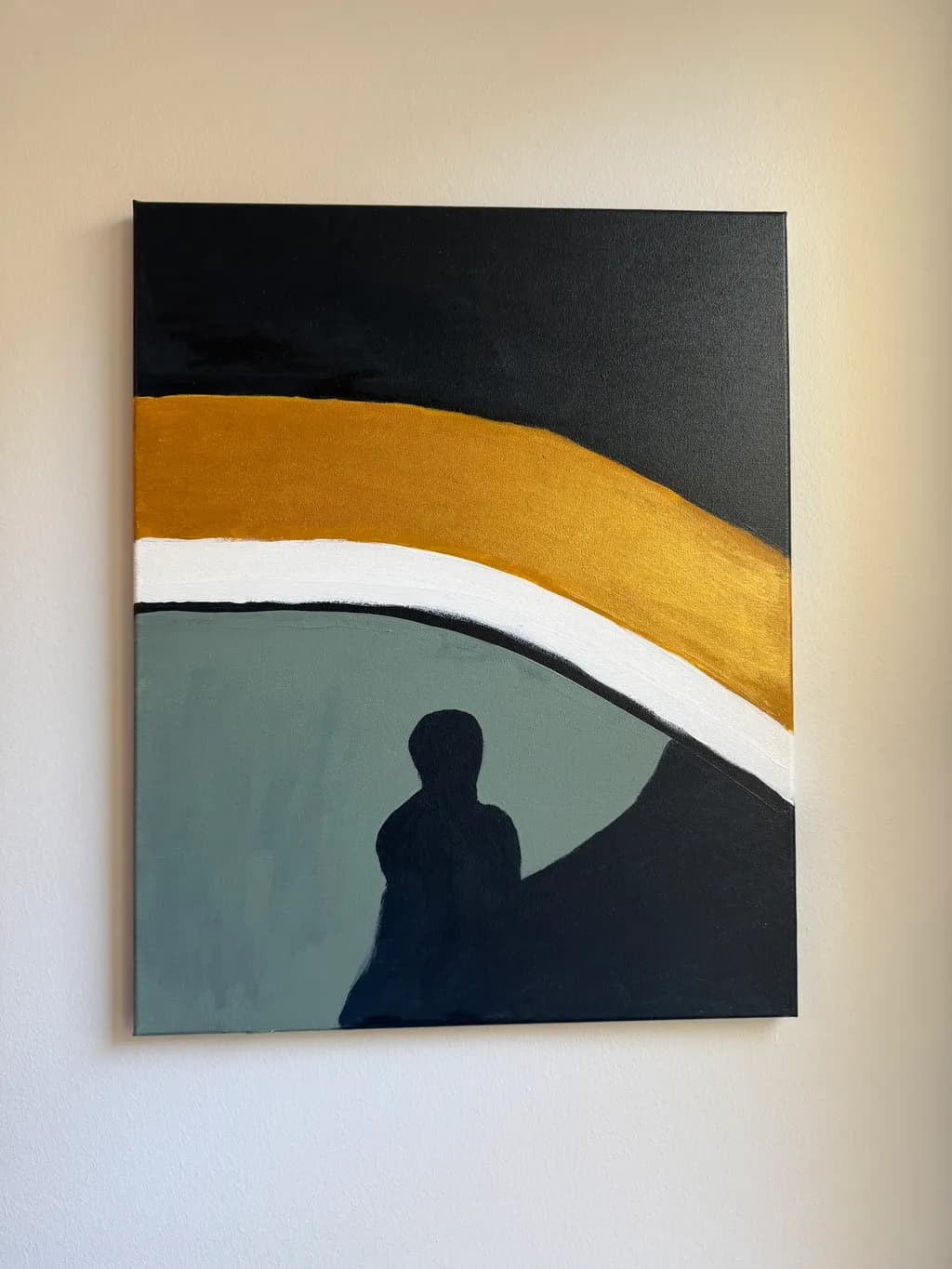 Curved Silhouette