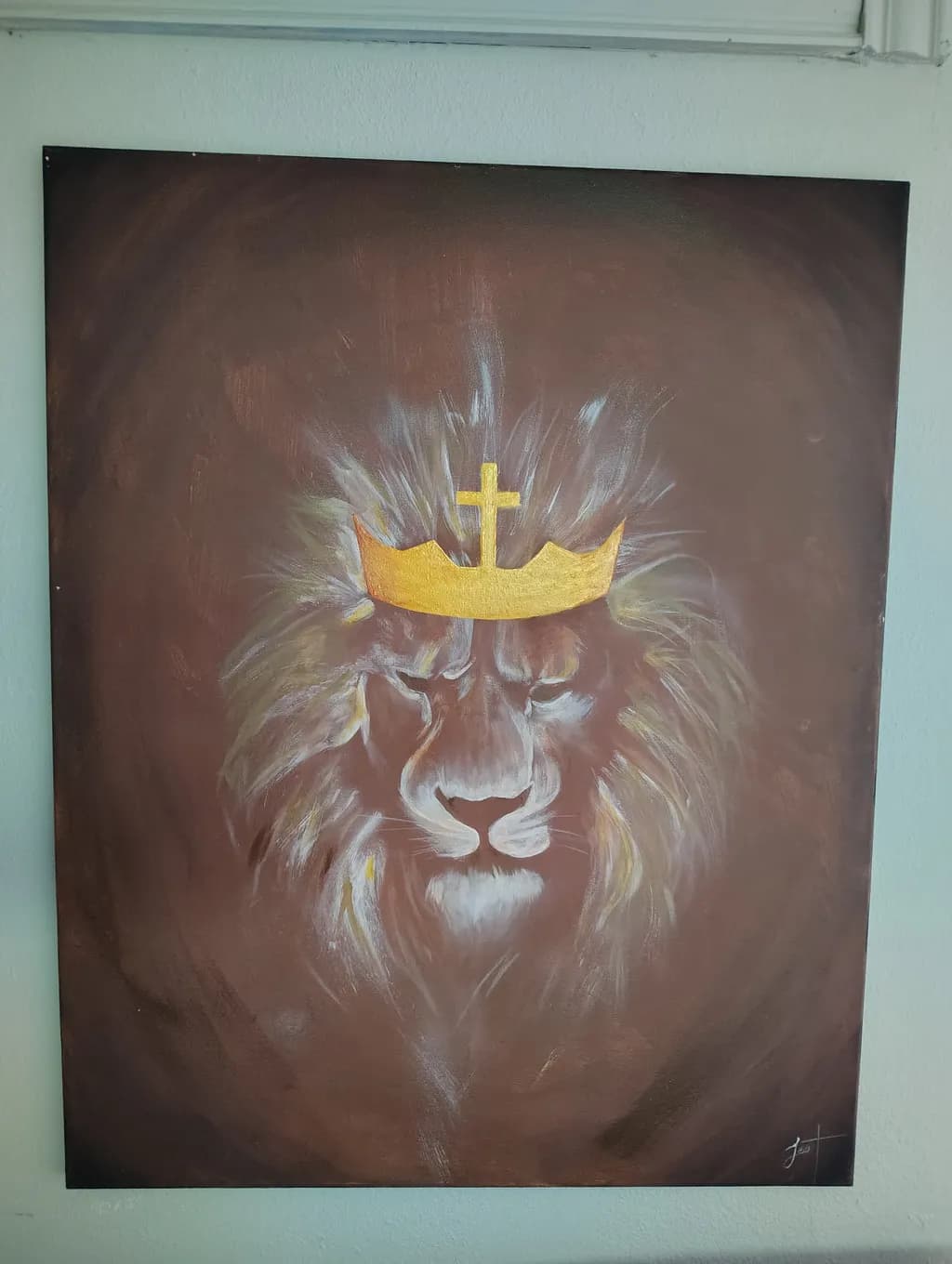 Golden Crowned Majesty