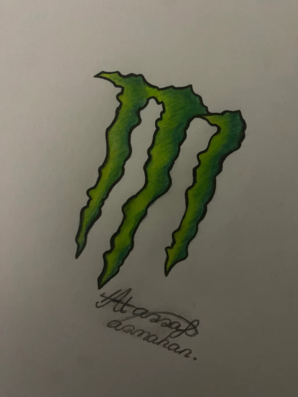 Jagged Green Claw