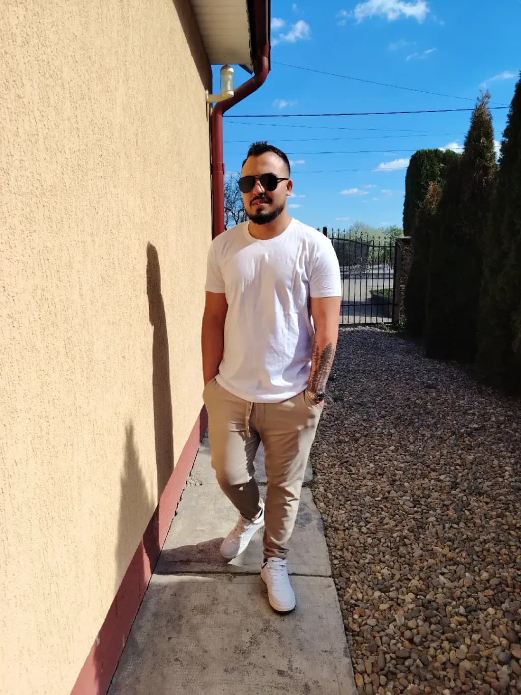 Sunny Alley Stroll
