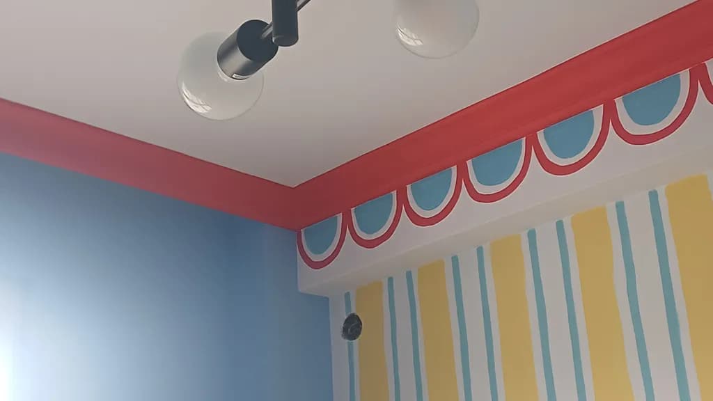 Interior Ceiling Pattern