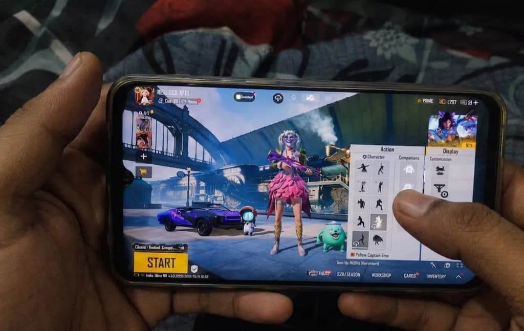 Mobile Game Interface
