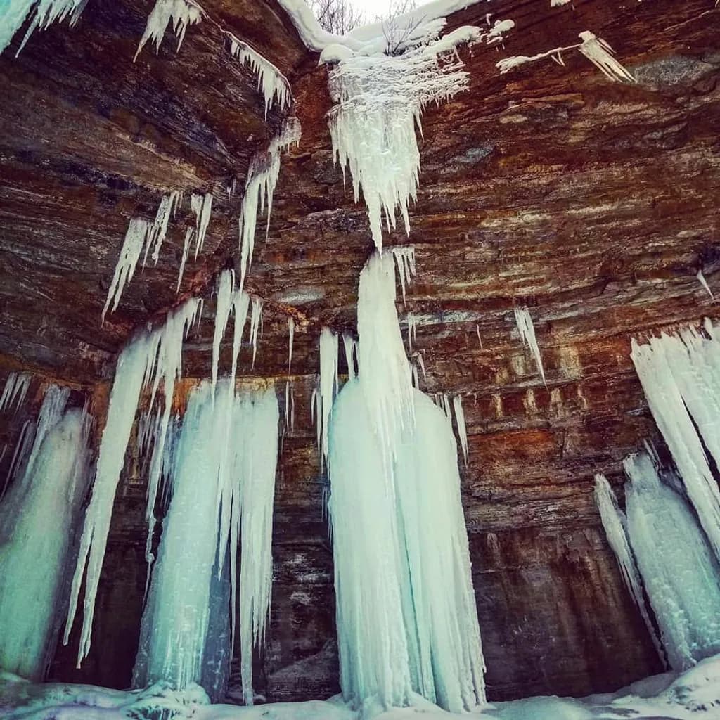 Frozen Rockfall