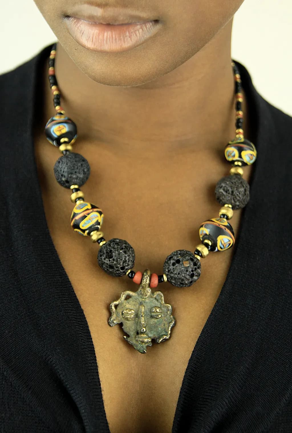Pendentif Tete Romaine Necklace