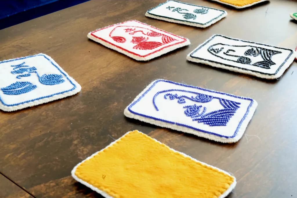 Embroidered Cards Arrangement