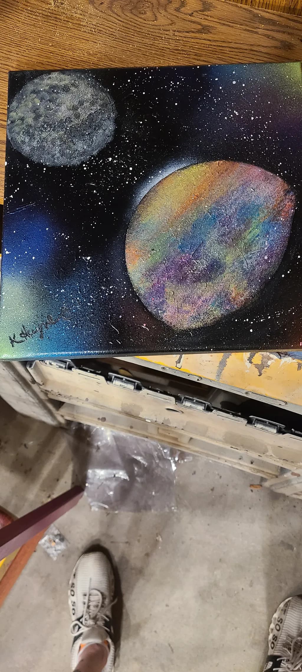 Colorful Cosmic Planets