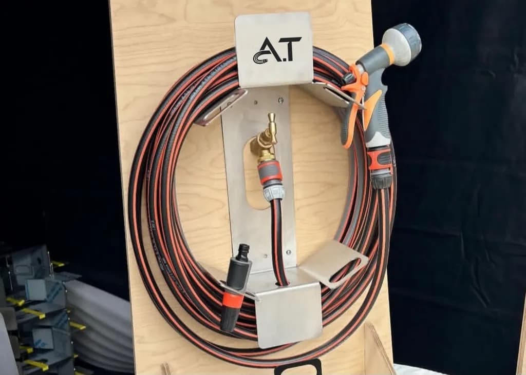 Metal Hose Holder