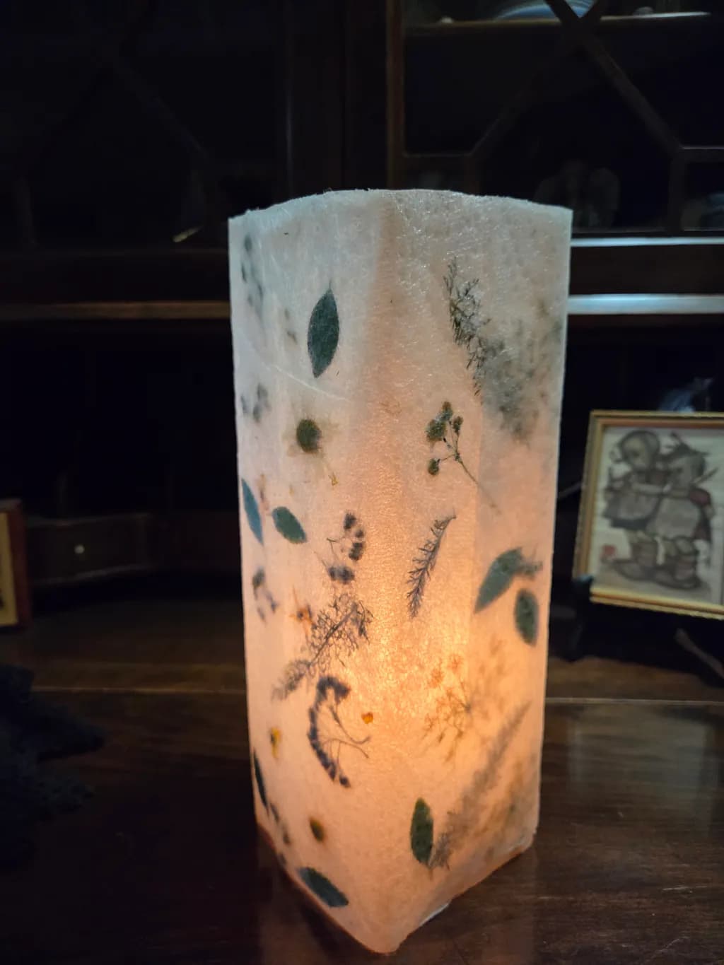 Illuminated Botanical Lamp