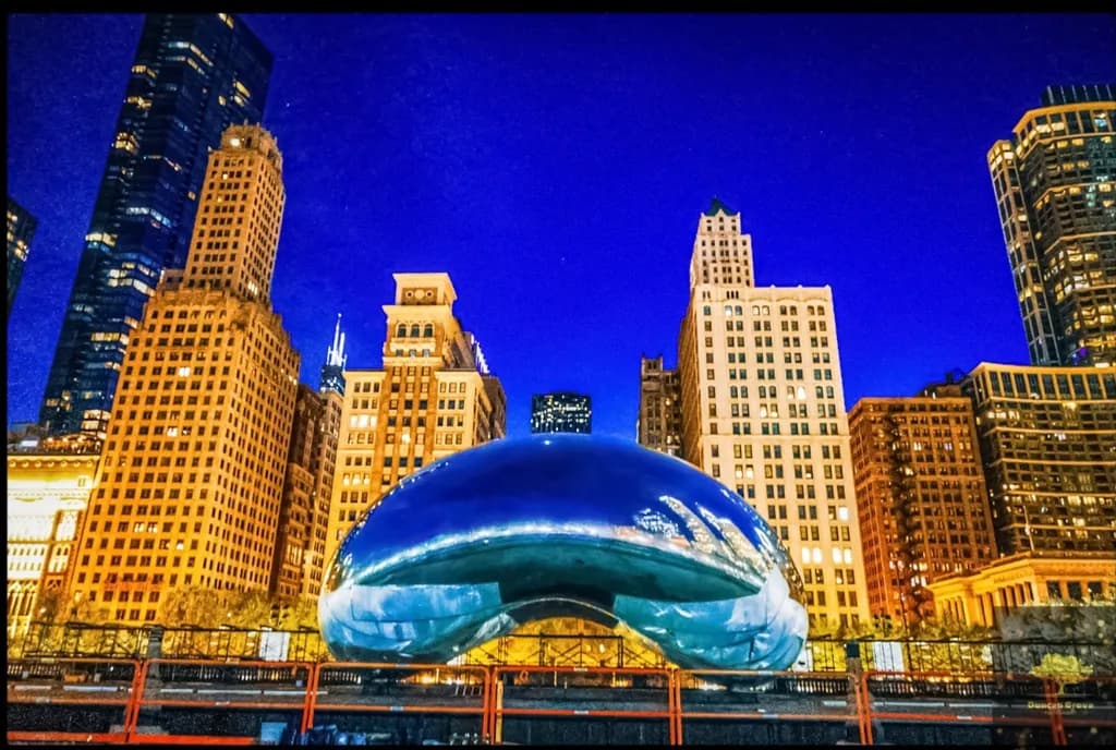 Chicago Cloud Gate Reflection