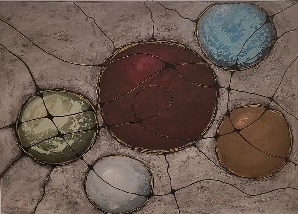 Cracked Spheres