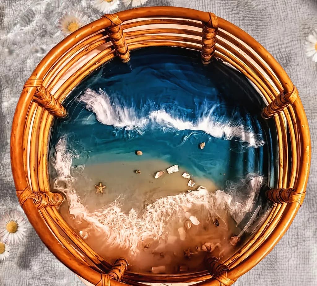 Coastal Wave Basket