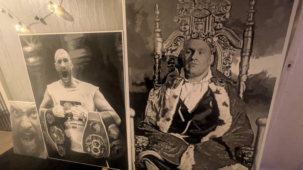 Boxing Champion Throne