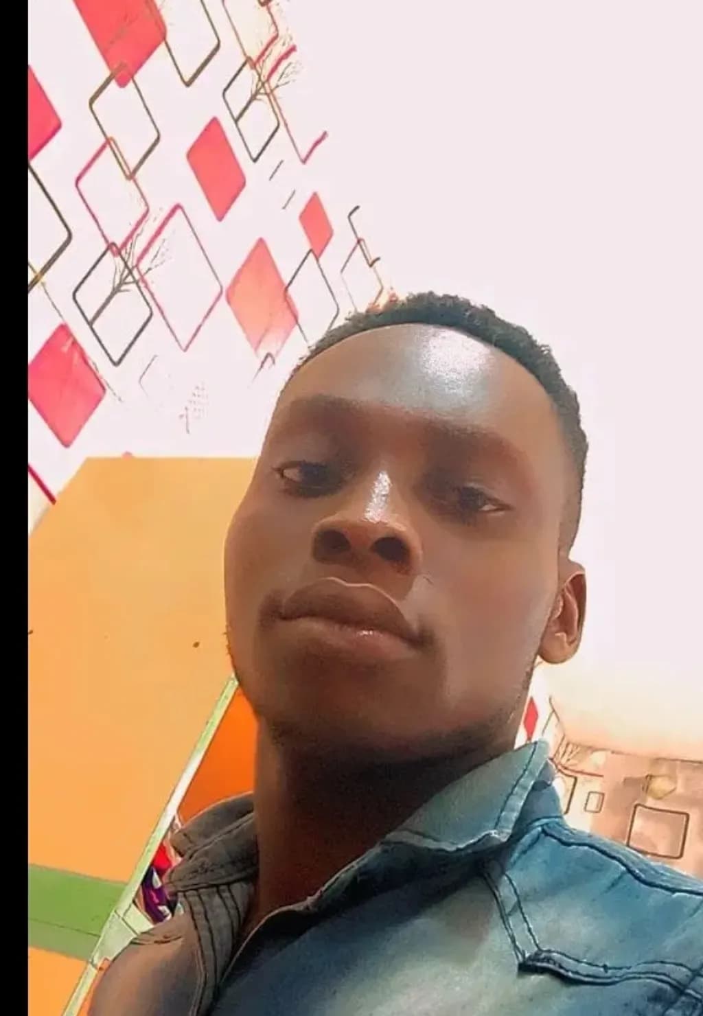 Screenshot Self-Portrait