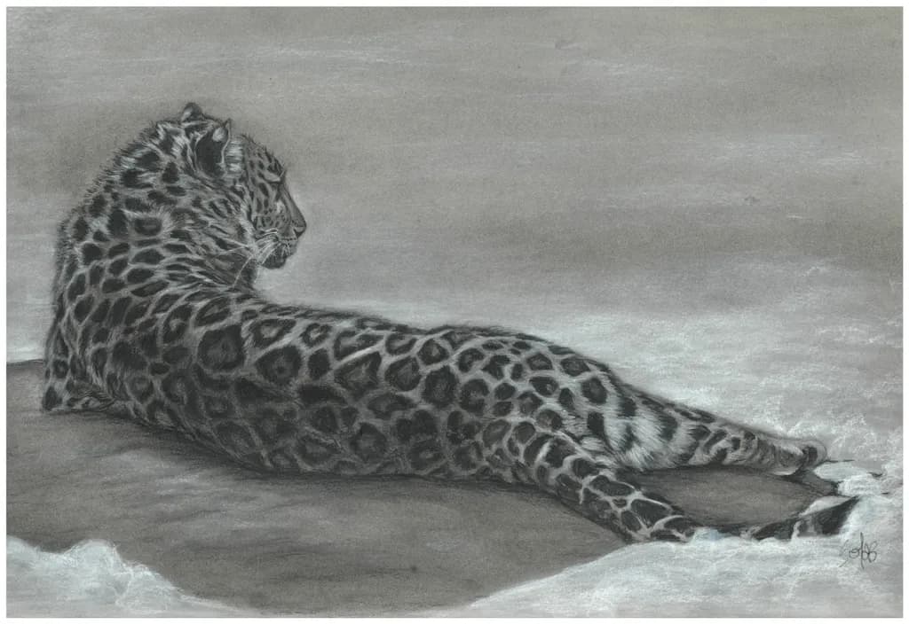 Leopard Recline