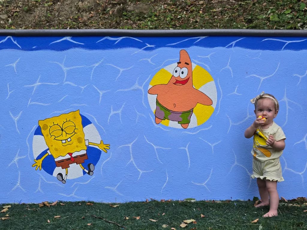 SpongeBob and Patrick Pool Wall