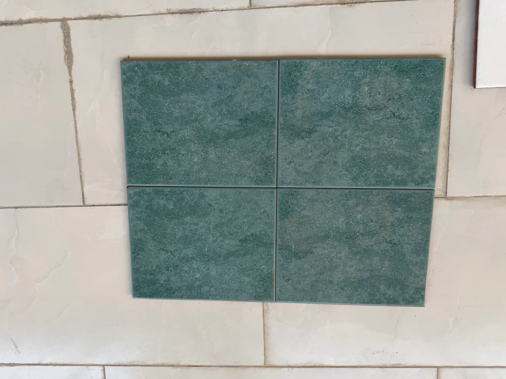Green Stone Tiles Arrangement