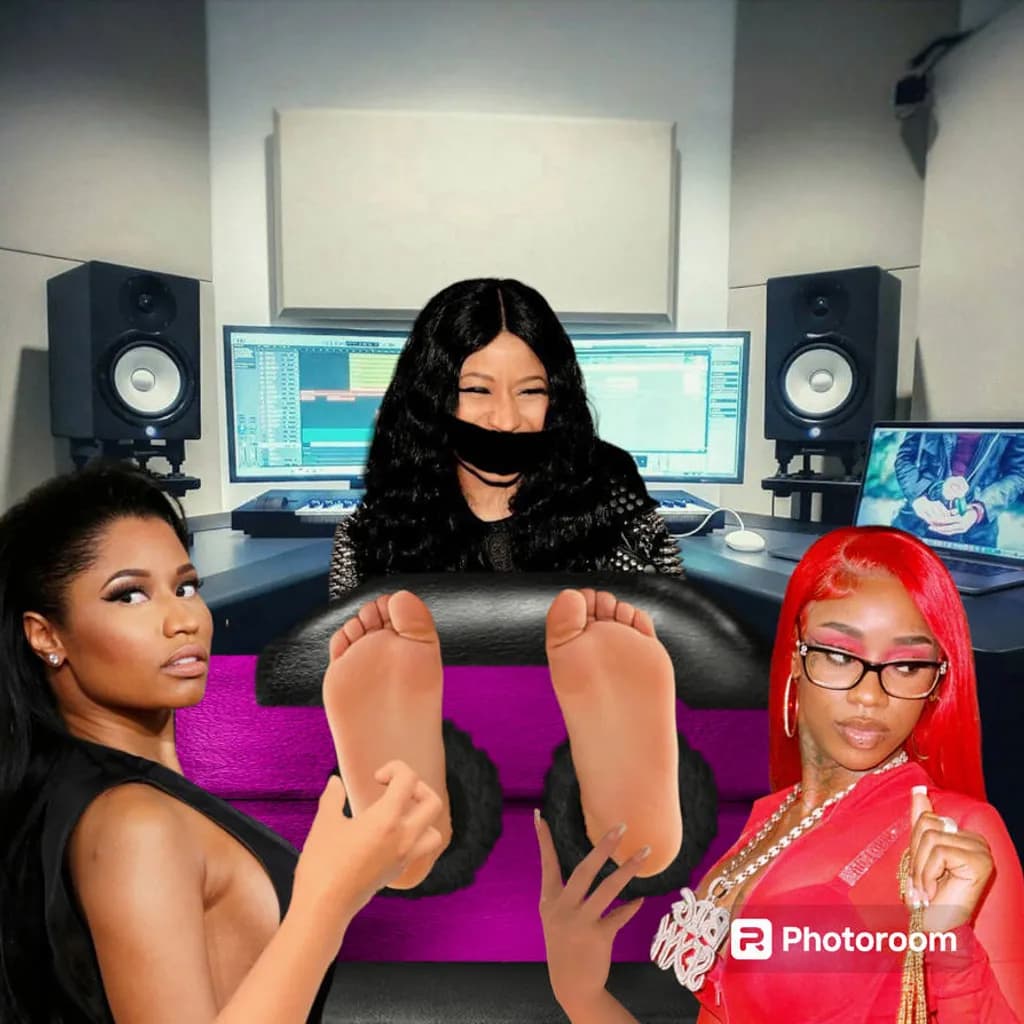 Music Studio Feet Session
