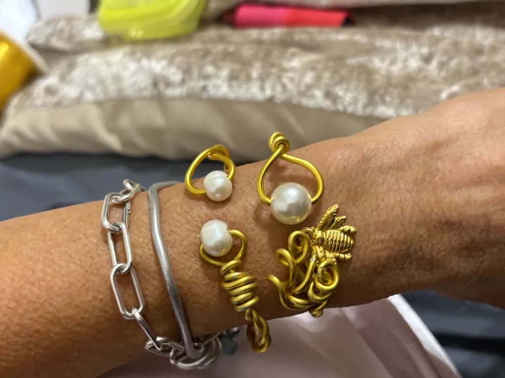 Golden Pearl Bee Bracelet