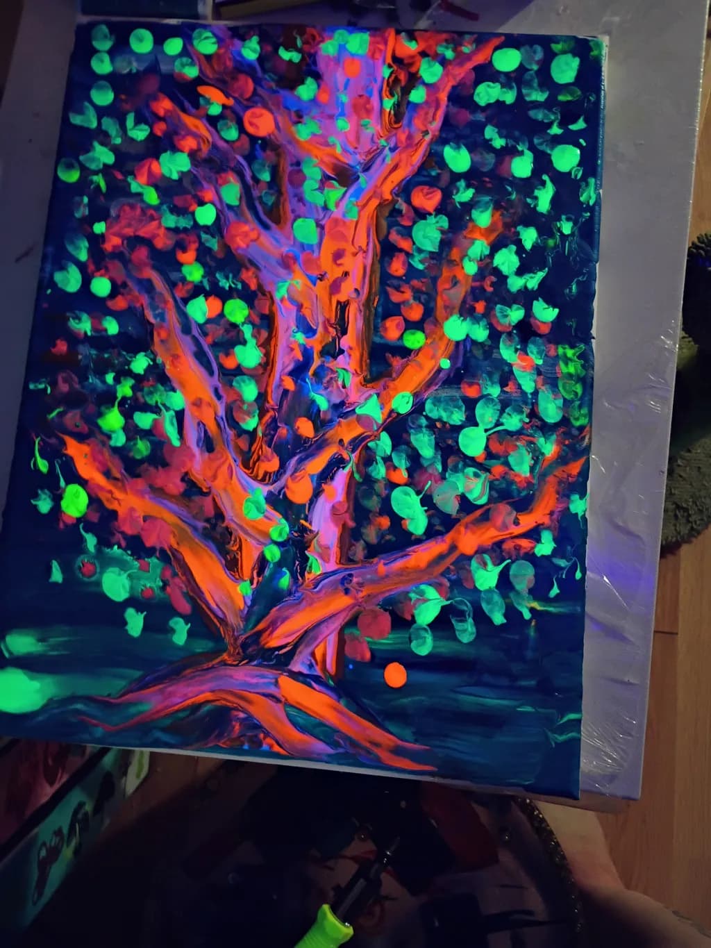Neon Tree Glow