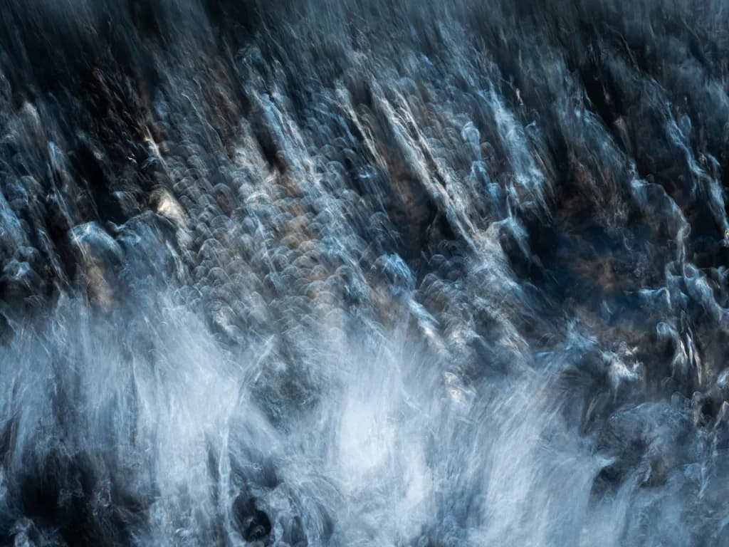 Silent Swirls