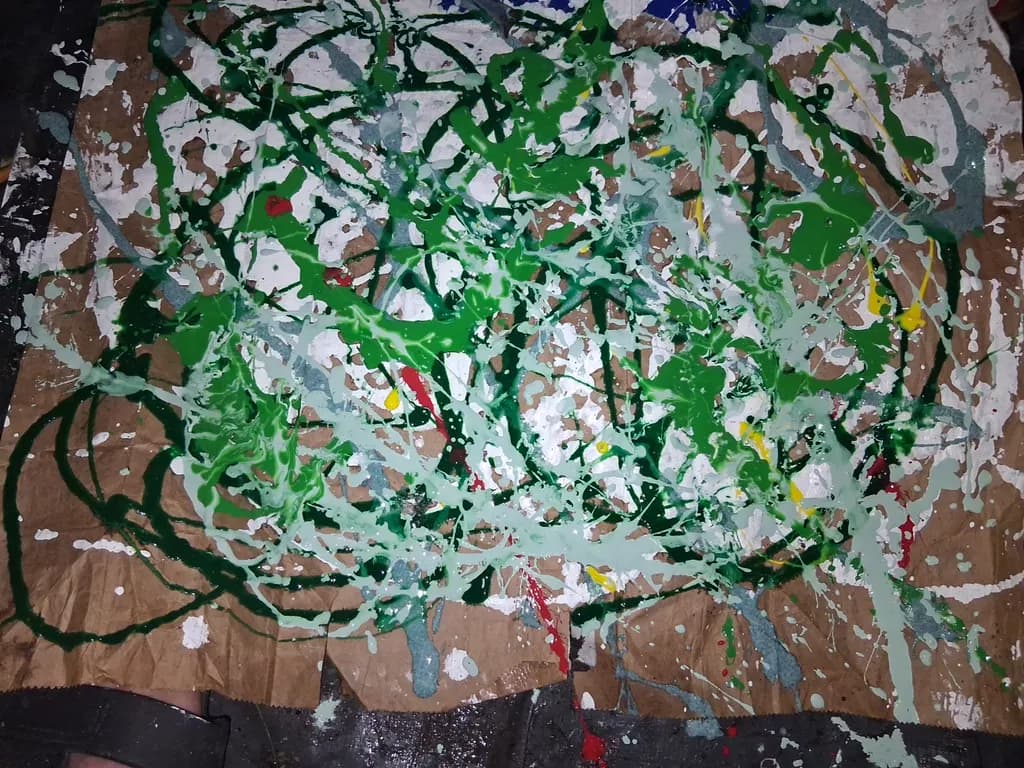Emerald Paint Tangle