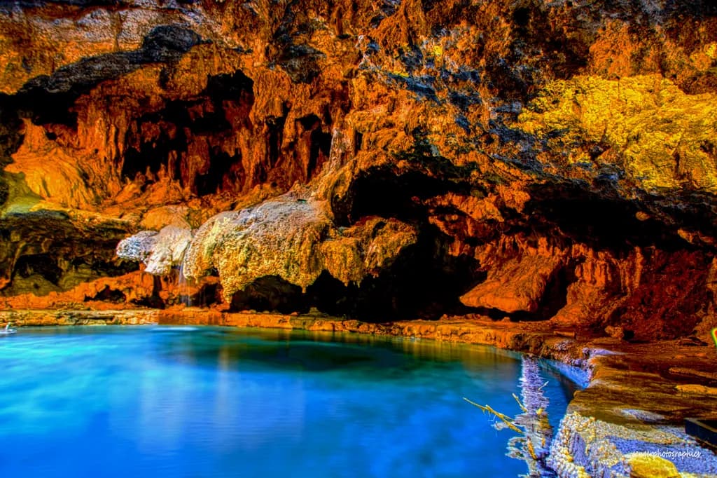 Cave and Basin HDR 1