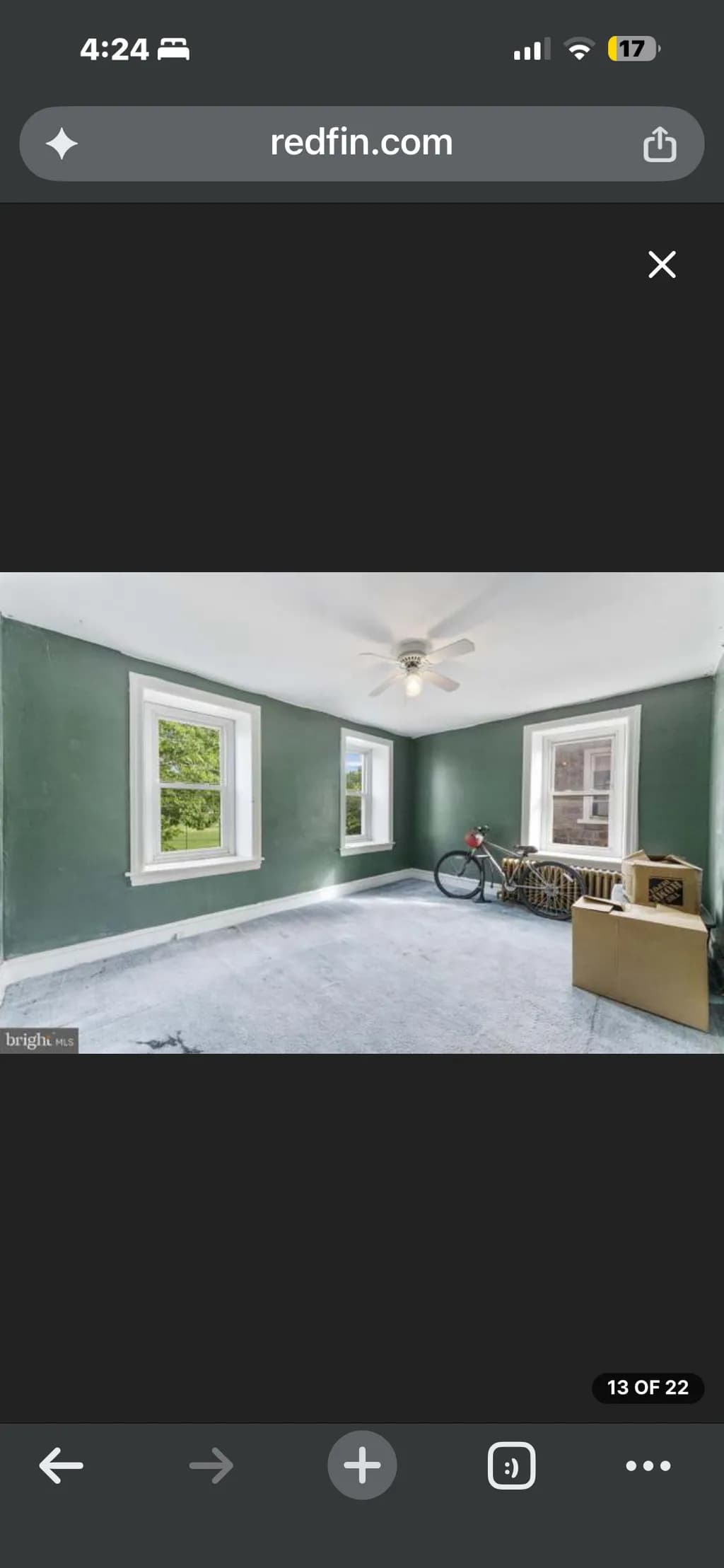 Green-Walled Room