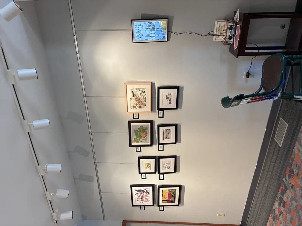 Gallery Moments