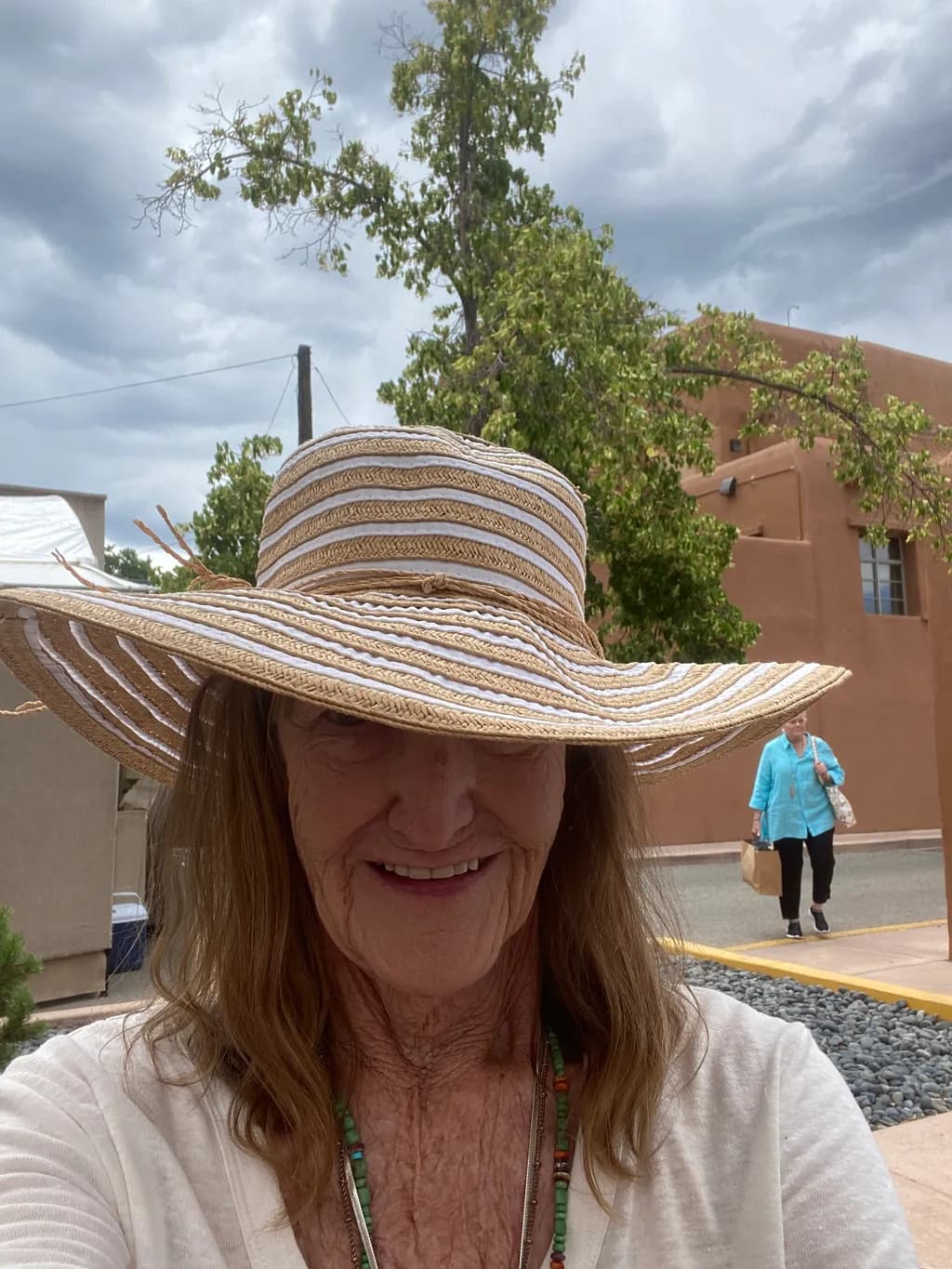 Wide Brim Confidence