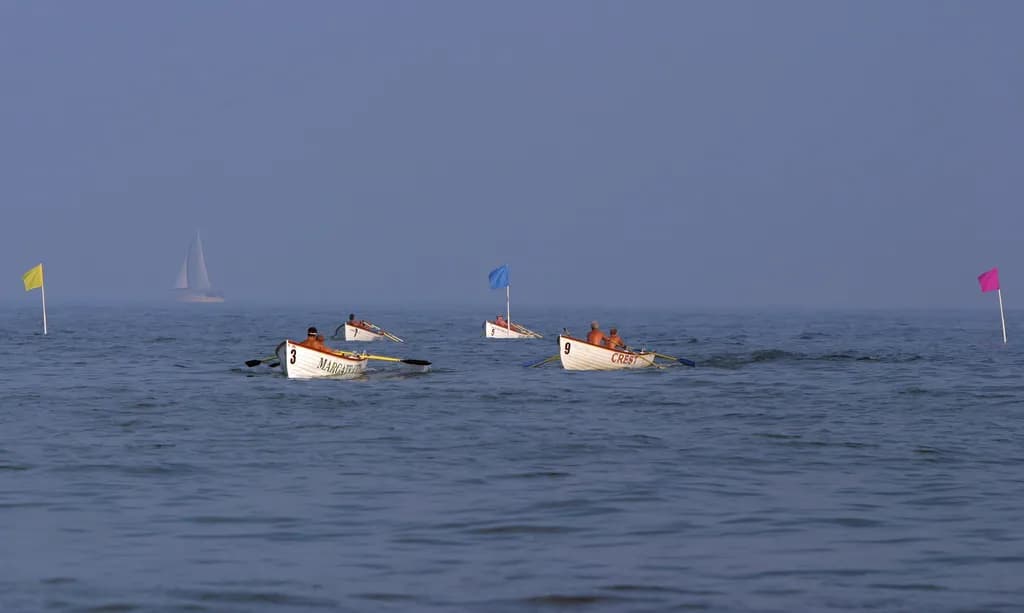 Misty Rowing Competition